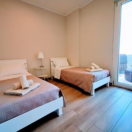 Attico Belvedere Centralissimo Vista Mare Daire Termoli Dış mekan fotoğraf