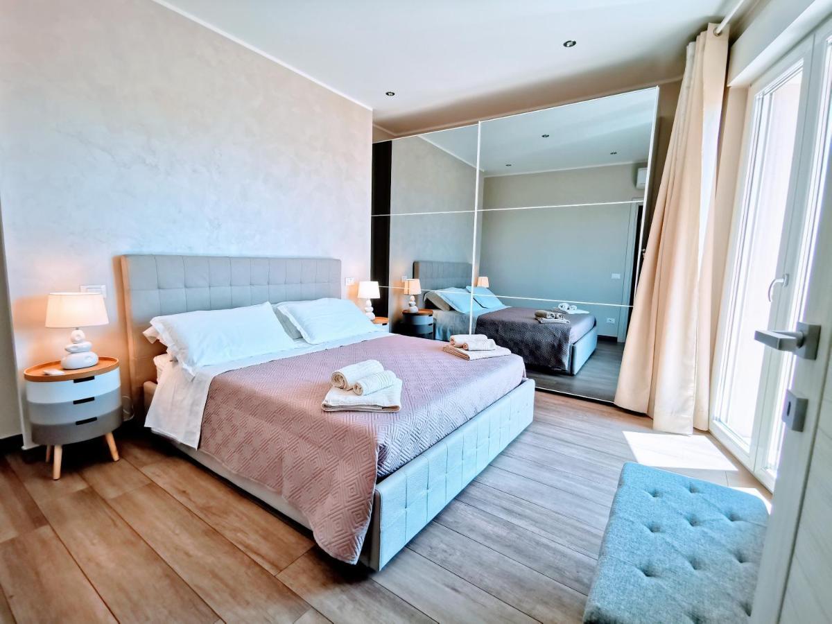 Attico Belvedere Centralissimo Vista Mare Daire Termoli Dış mekan fotoğraf