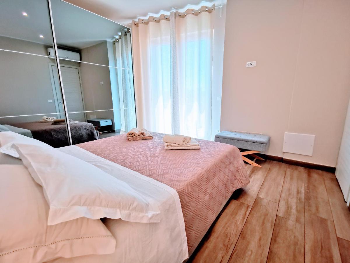 Attico Belvedere Centralissimo Vista Mare Daire Termoli Dış mekan fotoğraf
