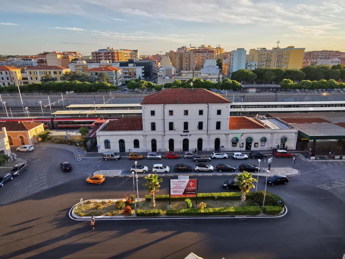 Attico Belvedere Centralissimo Vista Mare Daire Termoli Dış mekan fotoğraf